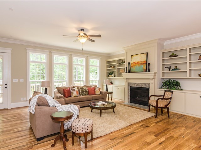 019_Living Room