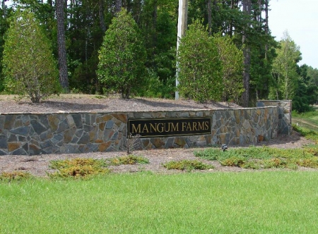 Mangum Farms Entrance Sign